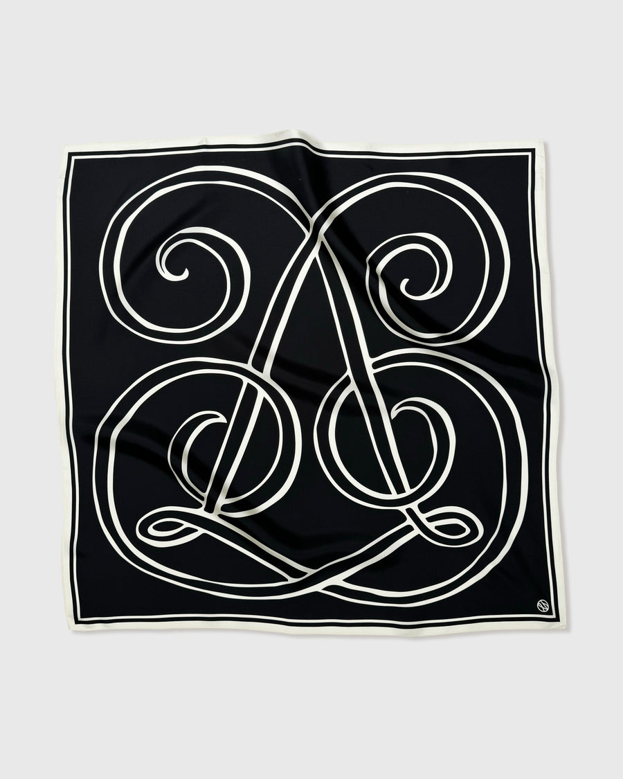 MONOGRAM LARGE | BLACK | 80 CM - lescarf