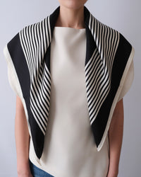 lescarf | silk scarf | No. 2 - 90 cm