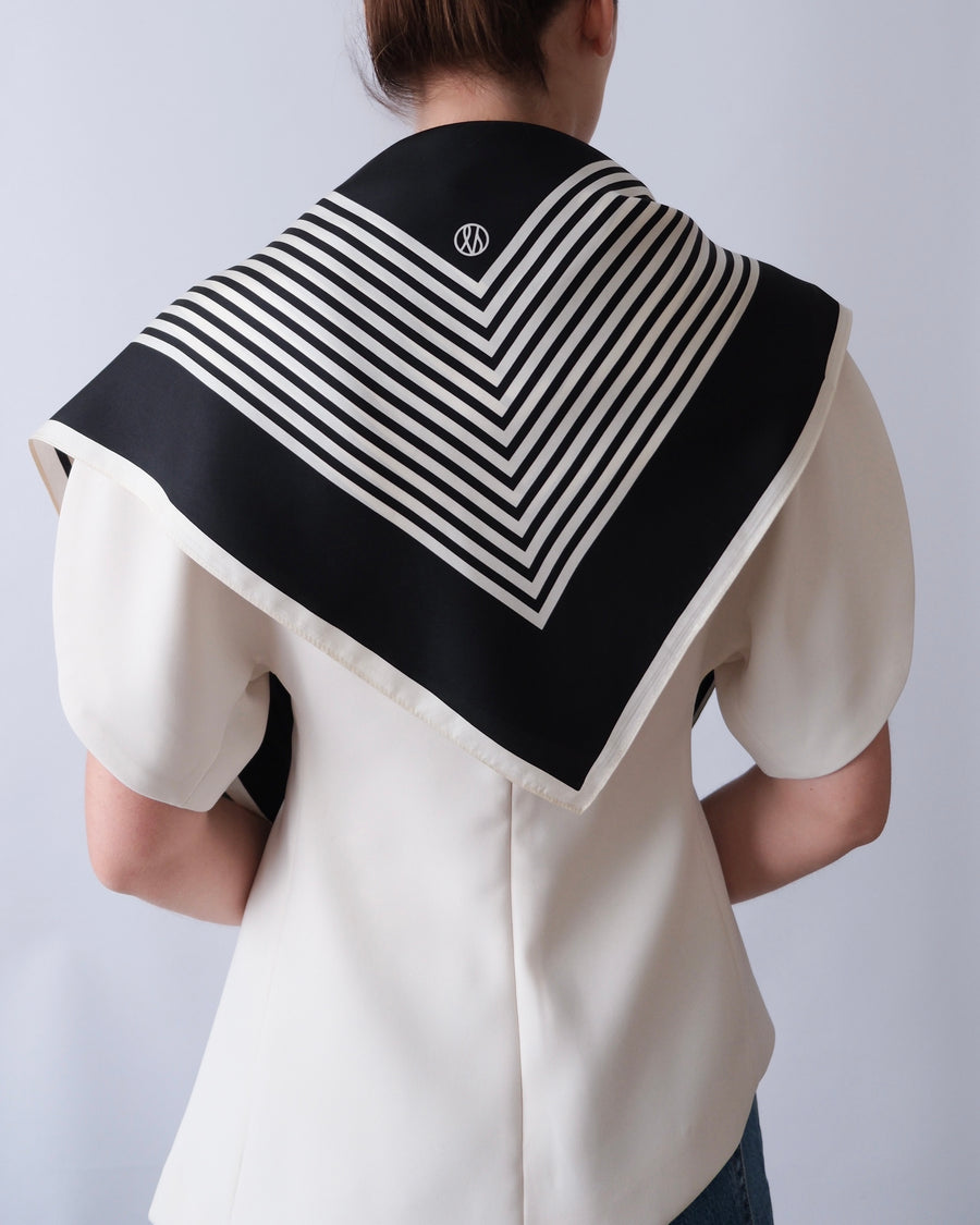 lescarf | silk scarf | No. 2 - 90 cm
