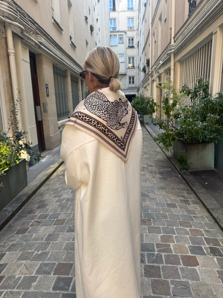 lescarf | silk scarf | Gemini Sand & Mocha Mousse lescarf | silk scarf | Gemini Sand & Mocha Mousse
