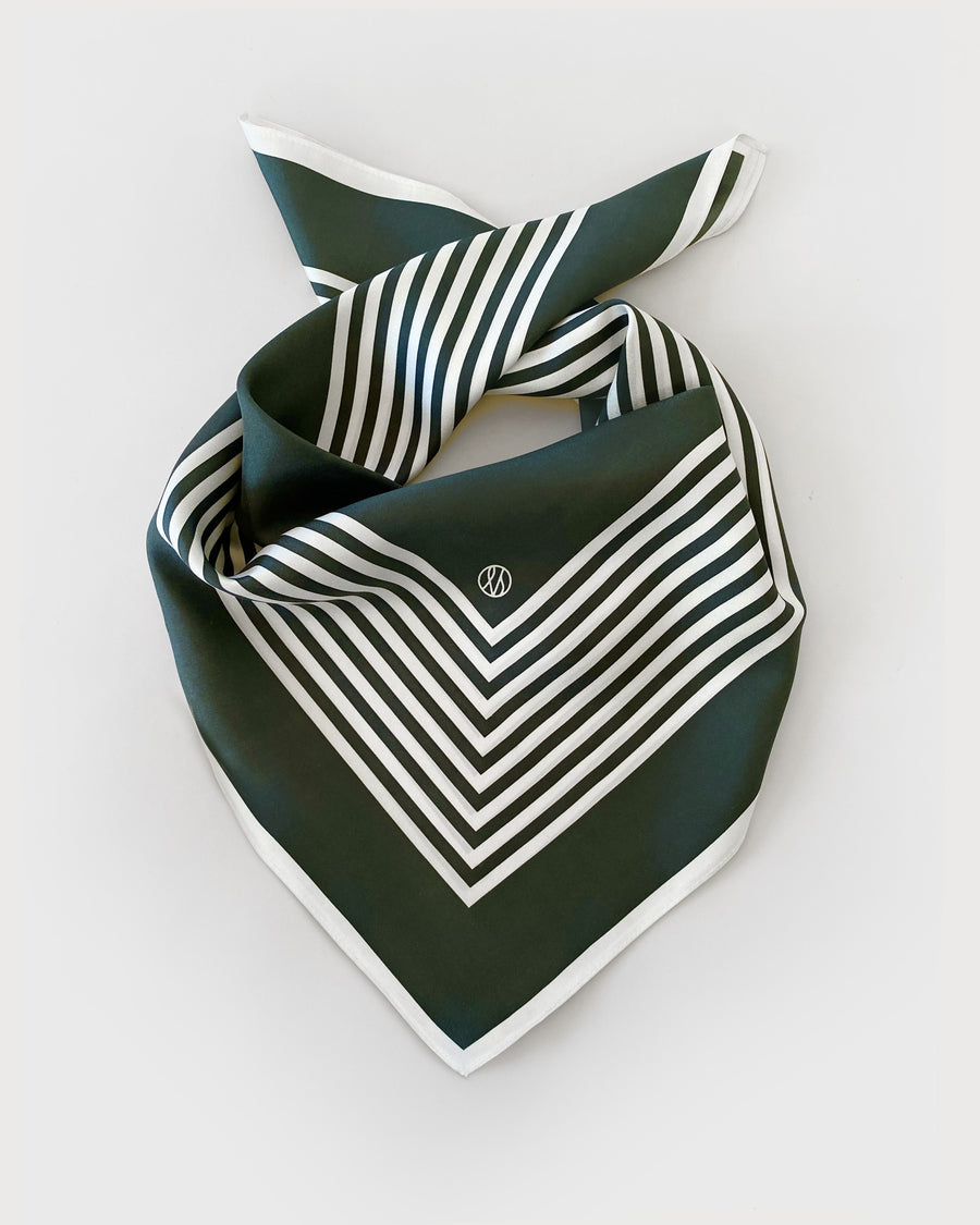 No. 1 | Dark Green | 65 cm - lescarf