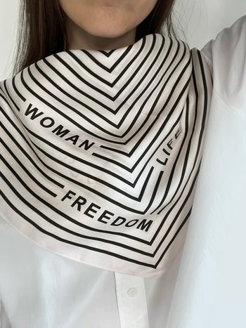 WOMAN LIFE FREEDOM | CREAM | 80 CM - lescarf